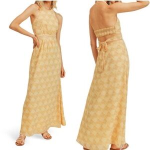 Lush Open Back Tie Waist Halter Maxi Dress in Medallion Print Yellow, Sz S NWT